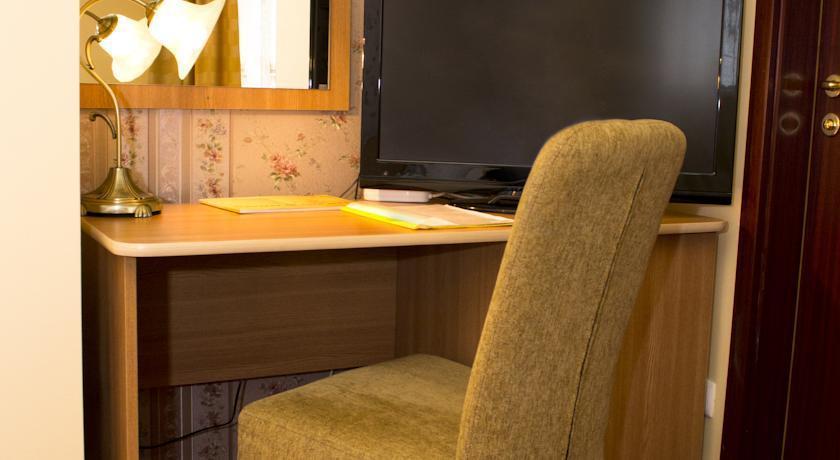 Hotel Xemar Arad Rum bild